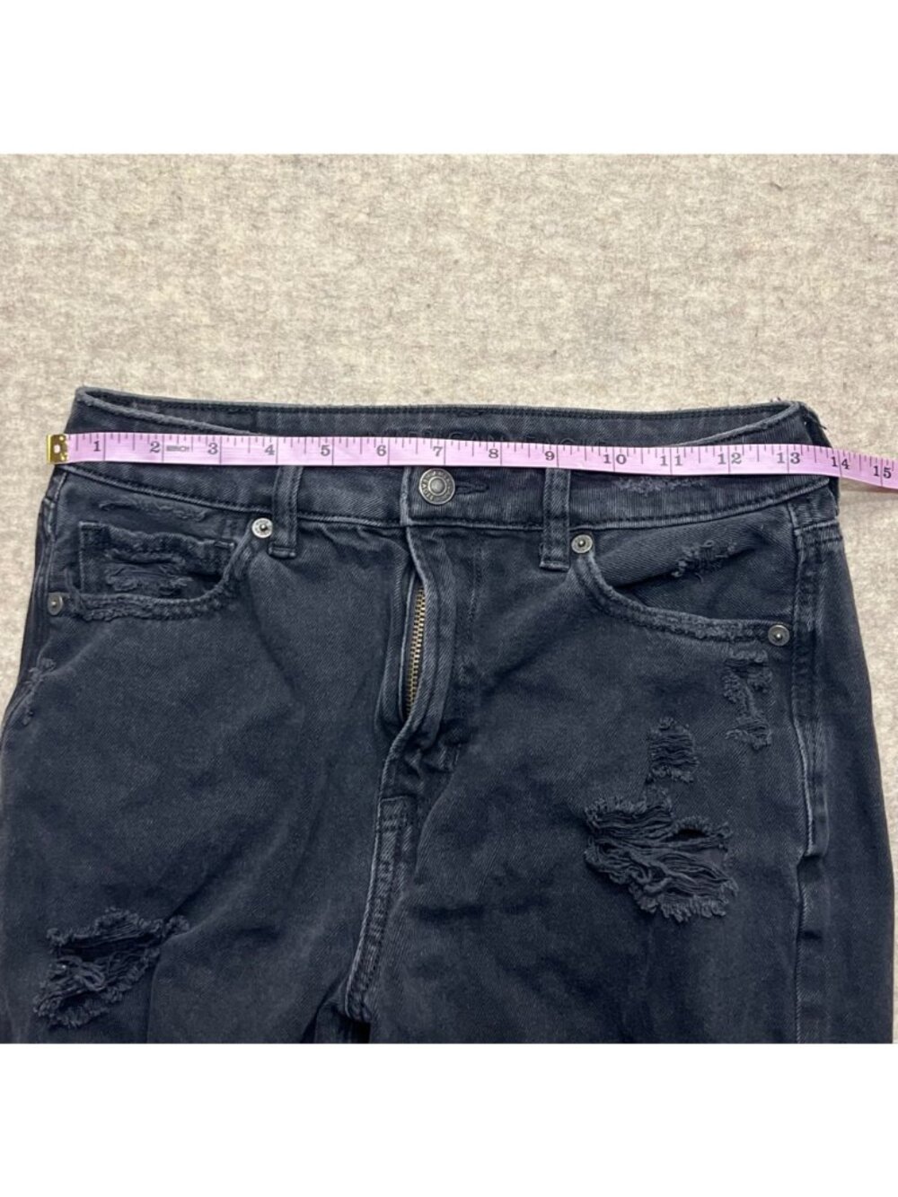 American Eagle High Rise Distressed Mom Jeans Stretch Baggy Ripped Black Denim 2 - Picture 8 of 10